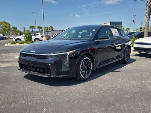 Aurora Black 2026 Kia K4 GT-LINE