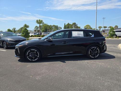 Aurora Black 2026 Kia K4 GT-LINE