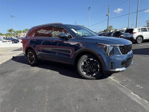 2025 Kia Sorento S
