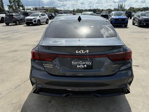 2022 Kia Forte GT-Line
