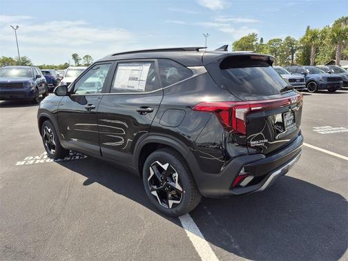 2025 Kia Seltos S