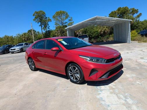 Currant Red 2024 Kia Forte LXS