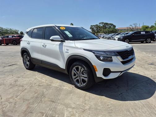 2023 Kia Seltos LX