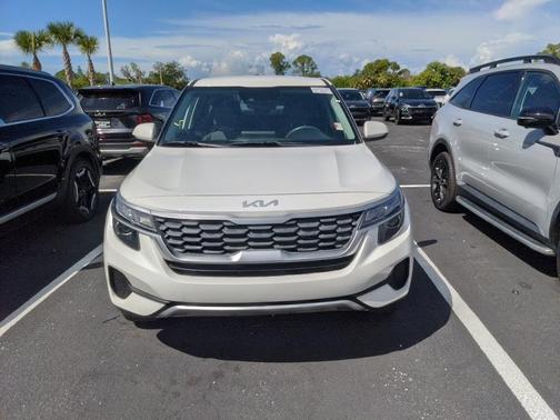 2023 Kia Seltos LX
