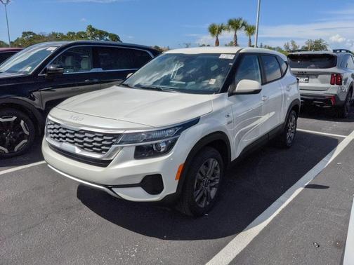 2023 Kia Seltos LX