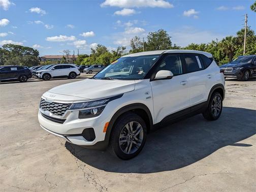 2023 Kia Seltos LX