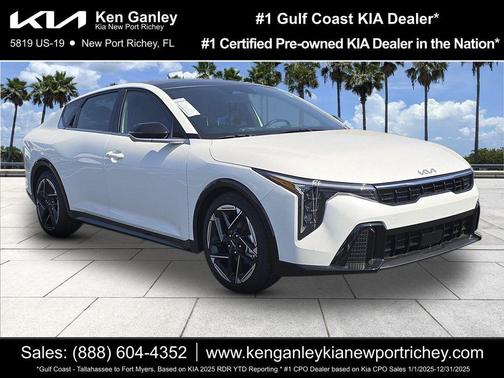 Snow White Pearl 2026 Kia K4 GT-LINE