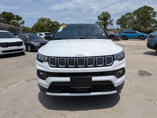 Bright White Clearcoat 2025 Jeep Compass Limited