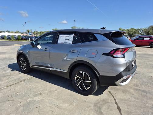 2025 Kia Sportage Hybrid LX