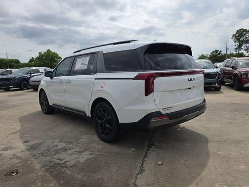 Snow White Pearl 2026 Kia Carnival Hybrid SX Prestige