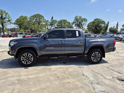 2022 Toyota Tacoma SR5