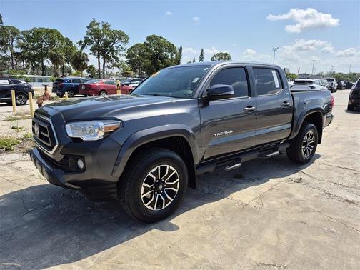 2022 Toyota Tacoma SR5