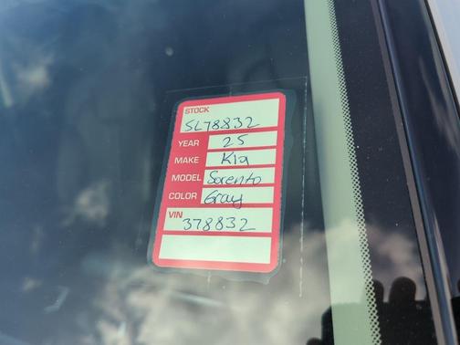 Wolf Gray 2025 Kia Sorento EX