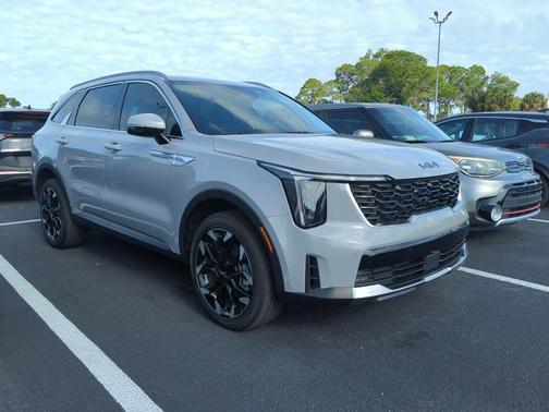Wolf Gray 2025 Kia Sorento EX