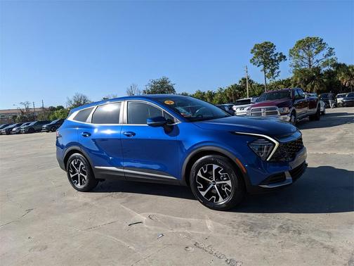 2024 Kia Sportage EX