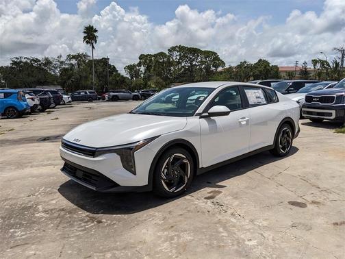 2025 Kia K4 EX