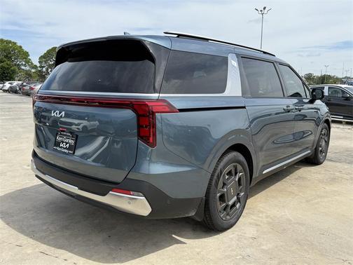 2026 Kia Carnival SX