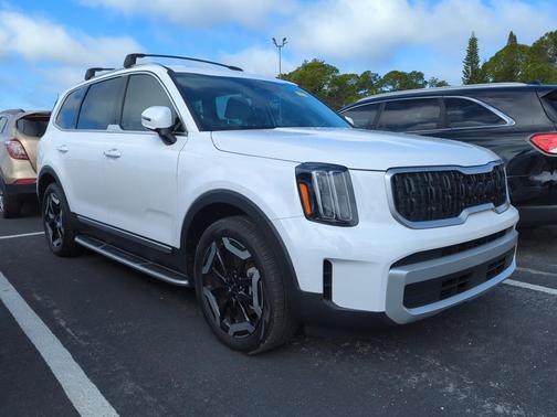 2025 Kia Telluride EX