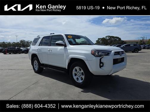 2024 Toyota 4Runner SR5