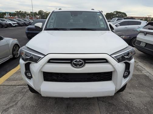 2024 Toyota 4Runner SR5