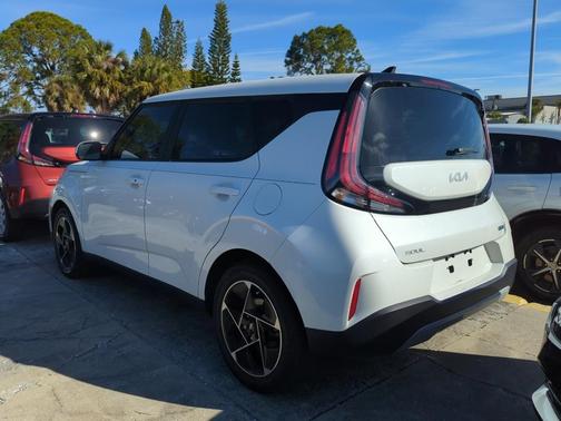 2023 Kia Soul EX
