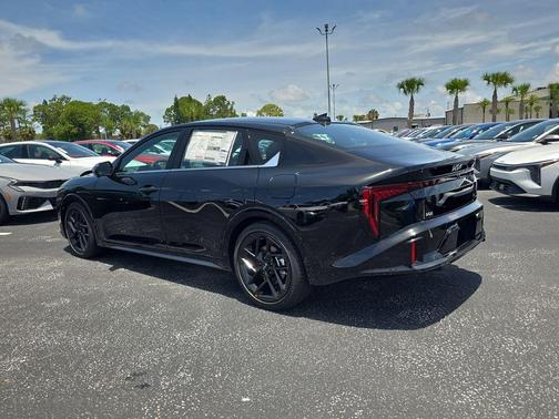 Aurora Black 2026 Kia K4 GT-LINE