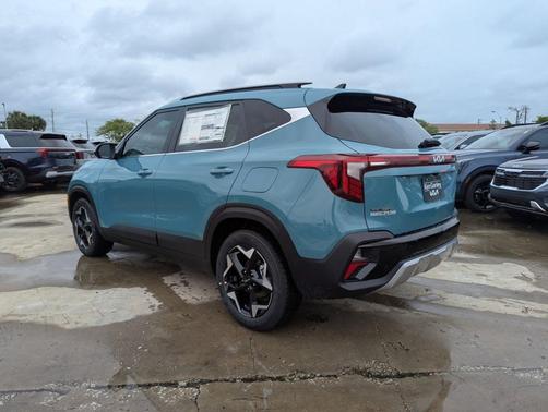 Blue 2026 Kia Seltos EX
