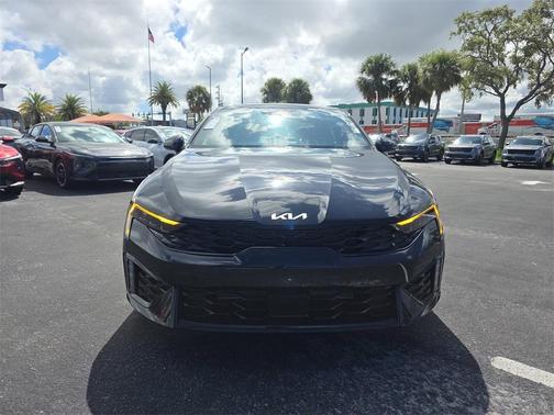 2025 Kia K5 GT-Line