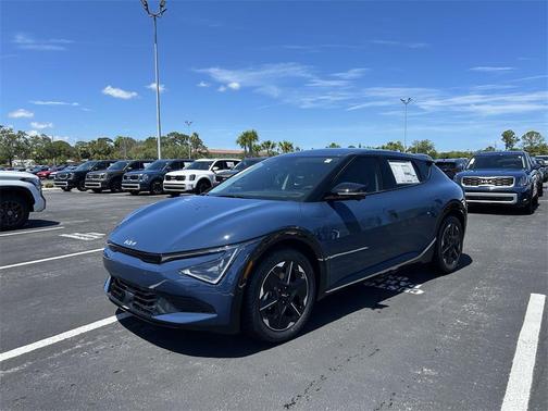 2025 Kia EV6 Wind