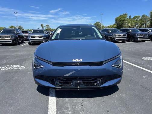 2025 Kia EV6 Wind