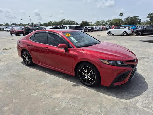 2023 Toyota Camry SE