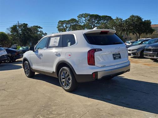 2025 Kia Telluride LX