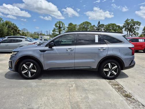2022 Kia Sorento S