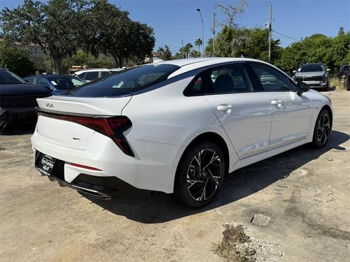 2025 Kia K5 GT-Line