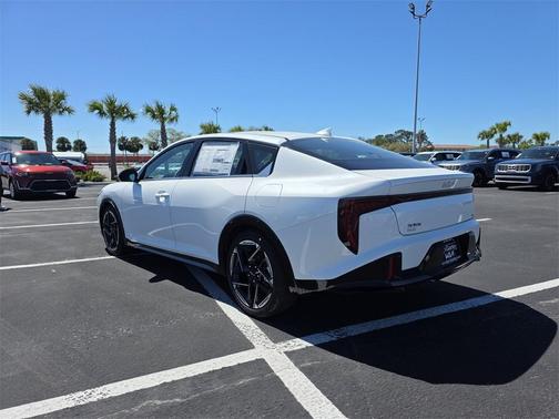 2025 Kia K4 GT-Line