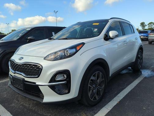 2022 Kia Sportage EX