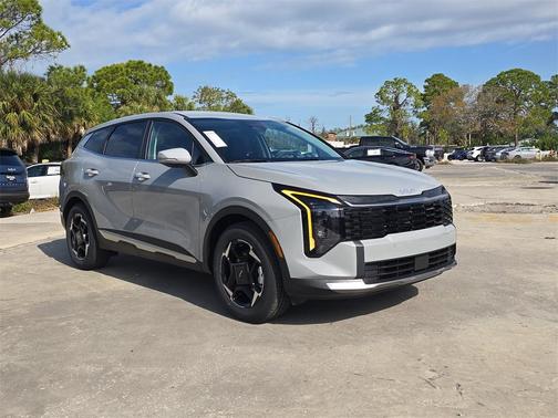 2026 Kia Sportage EX