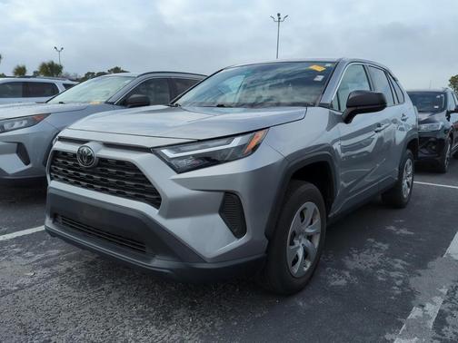 2023 Toyota RAV4 LE