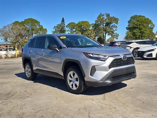 2023 Toyota RAV4 LE