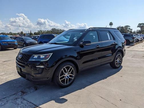 2018 Ford Explorer sport
