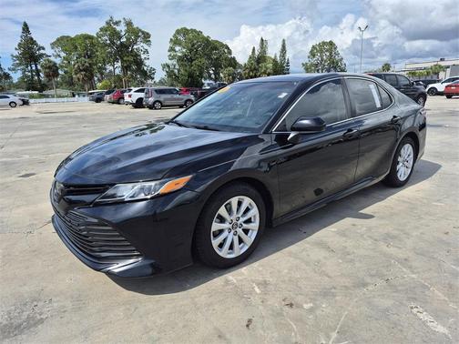 2020 Toyota Camry LE