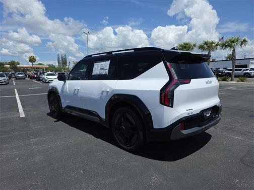 2026 Kia EV9 GT-LINE