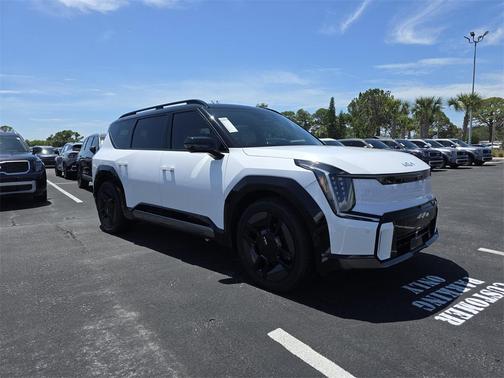 2026 Kia EV9 GT-LINE