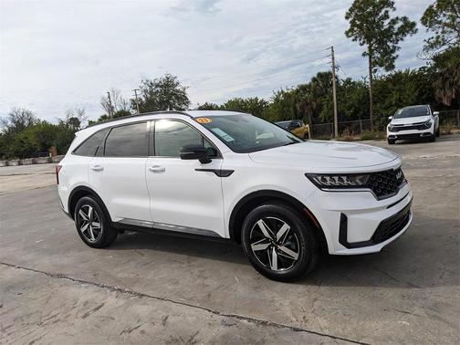 2023 Kia Sorento S