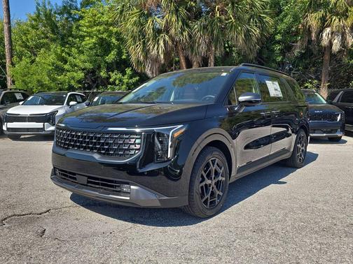 Aurora Black Pearl 2026 Kia Carnival SX Prestige