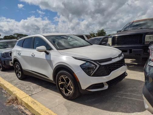 2025 Kia Sportage LX