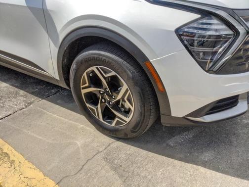 2025 Kia Sportage LX