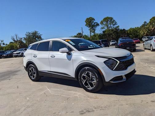 2025 Kia Sportage LX