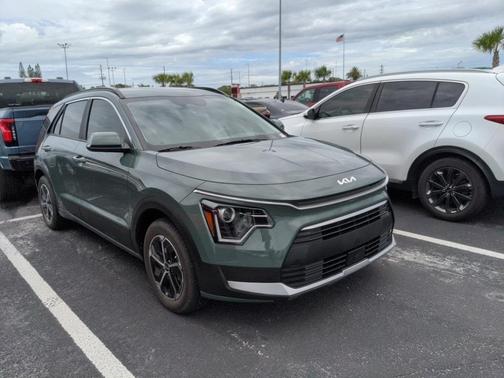 2025 Kia Niro EX