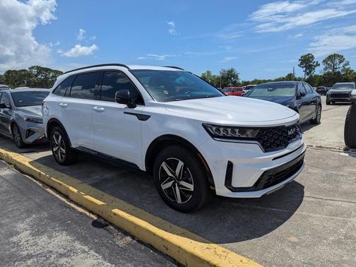2023 Kia Sorento S